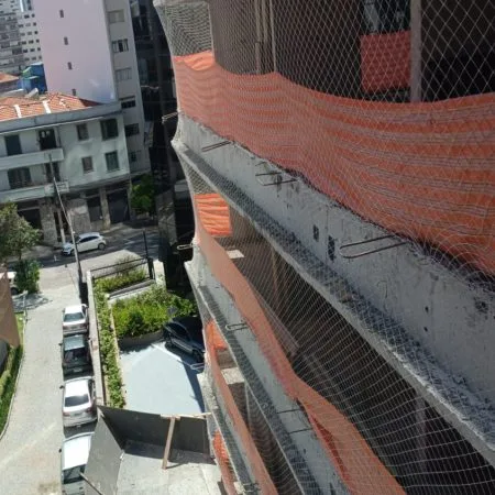 proteção piso a piso para canteiro de obras